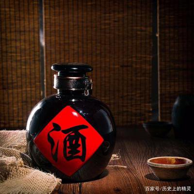 白酒行业2025年三季报前瞻：头部稳进，结构调整深化