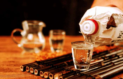 白酒行业2025年深度调整进行时：低度化突围、渠道重构与国际化博弈